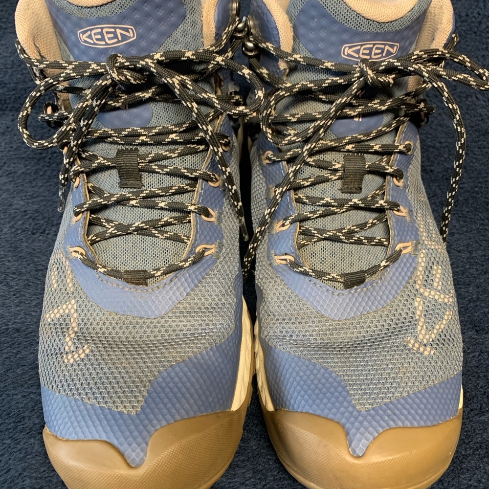 KEEN Women's Nxis Evo Mid Height Waterproof Fast Packing